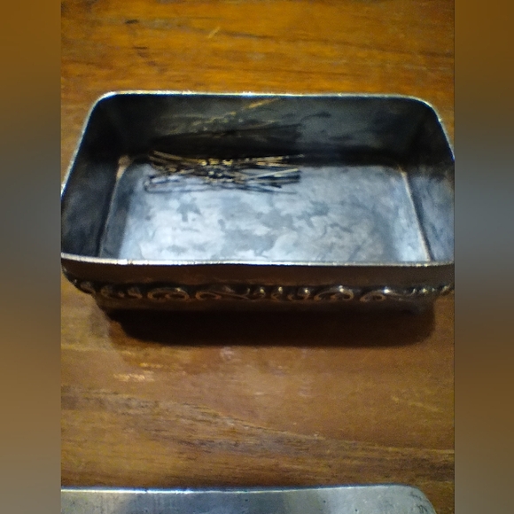 Vintage Simpson, Hall & Miller Co. Quadruple Silver Plated Pin Box, Trin… - Picture 8 of 10